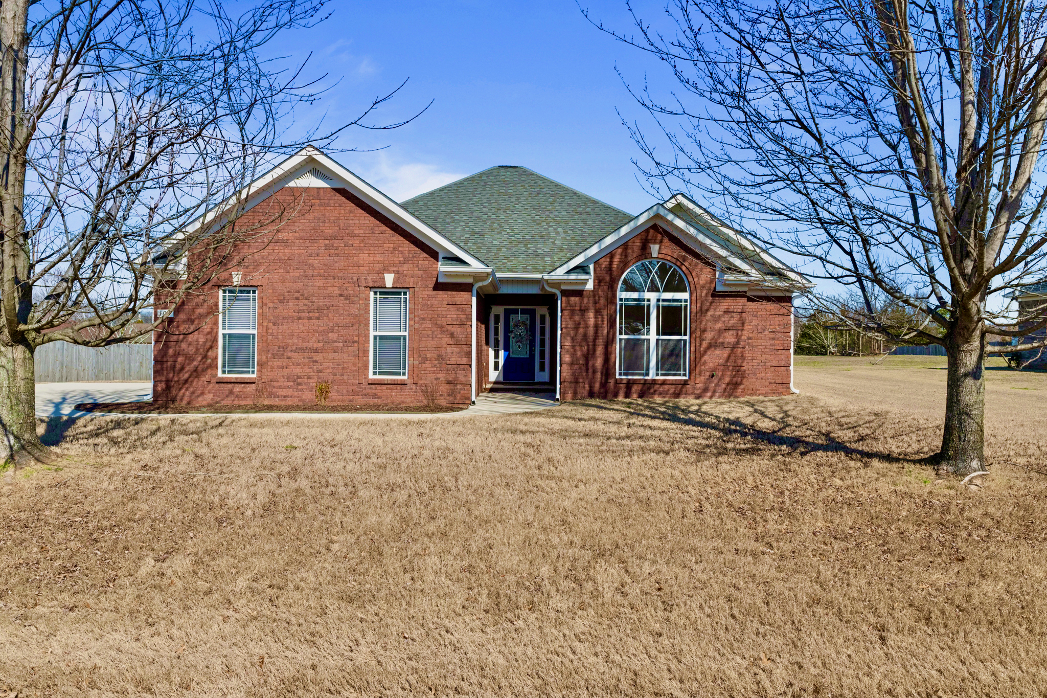 107 Taylor Bend Dr: Fantastic Full Brick Home in Taylor Bend!