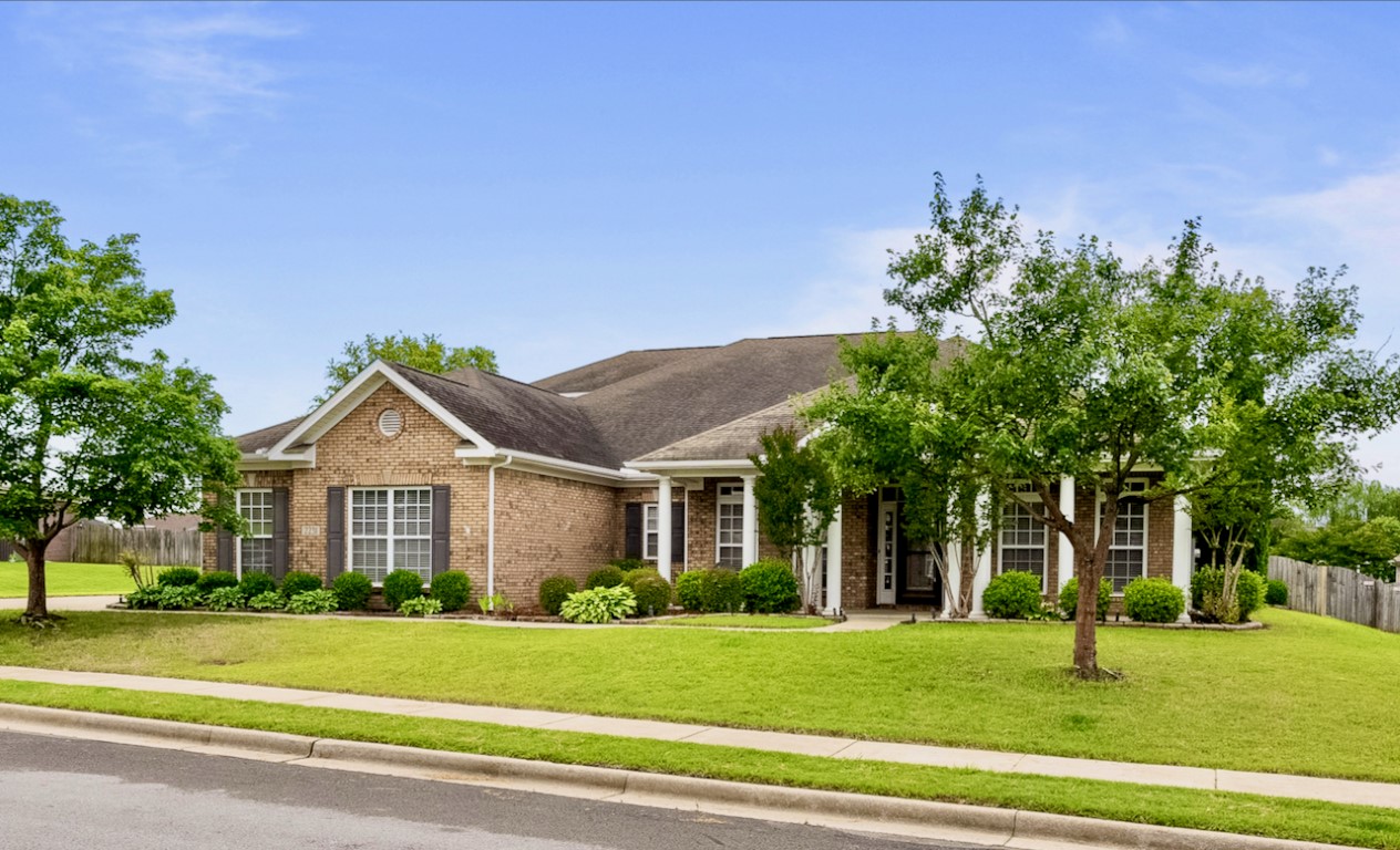 2231 Rosebrooke Dr: Luxury and Comfort Meet at this Immaculate Renaissance Home!