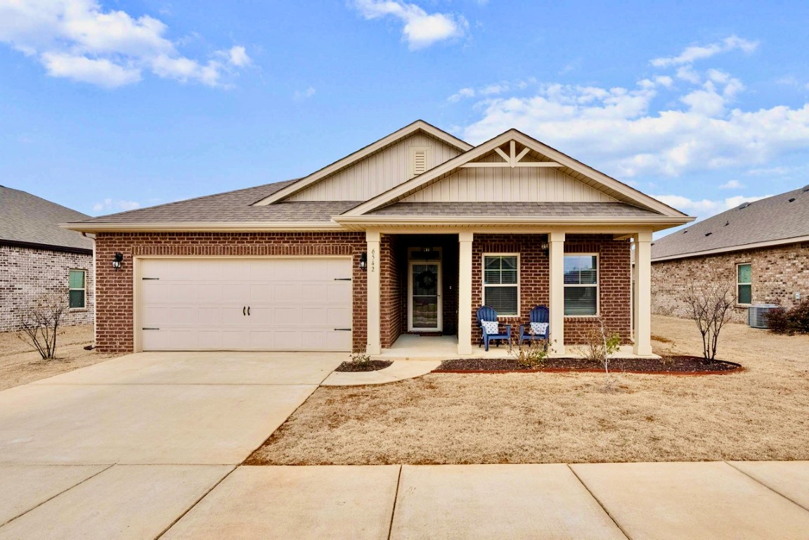 6542 Jacaranda Dr: Fabulous Twin Creeks Home with an Open Layout!